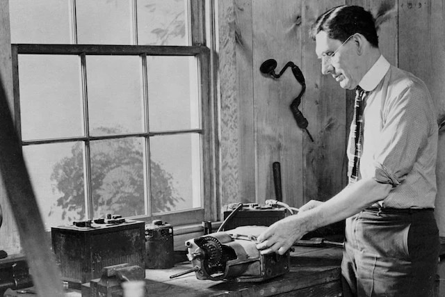 تاریخچه تکامل باتری از گذشته تا امروز